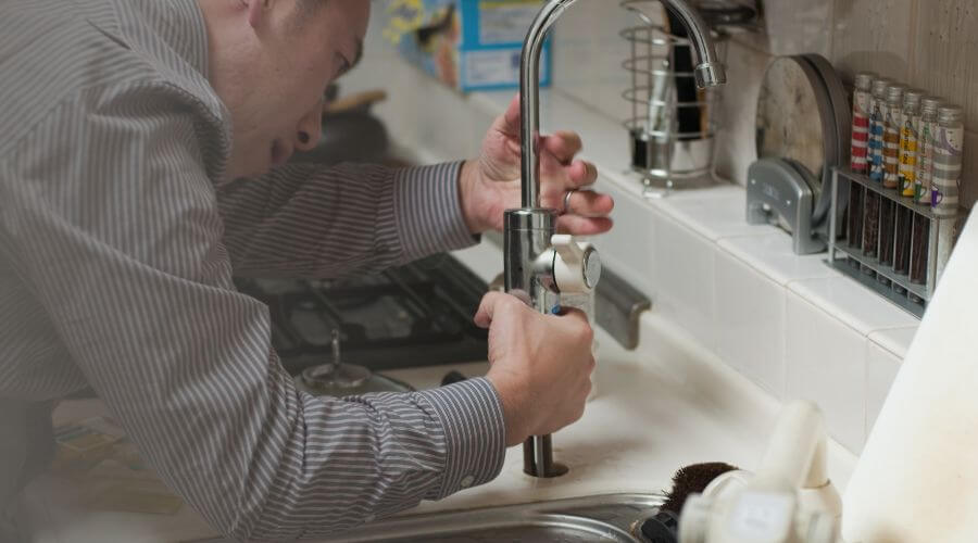 Professional water heater repair in Fillmore, IL
